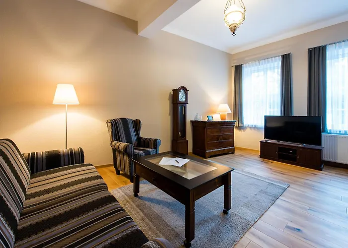 Theophano's Im Kornmarkt شقة